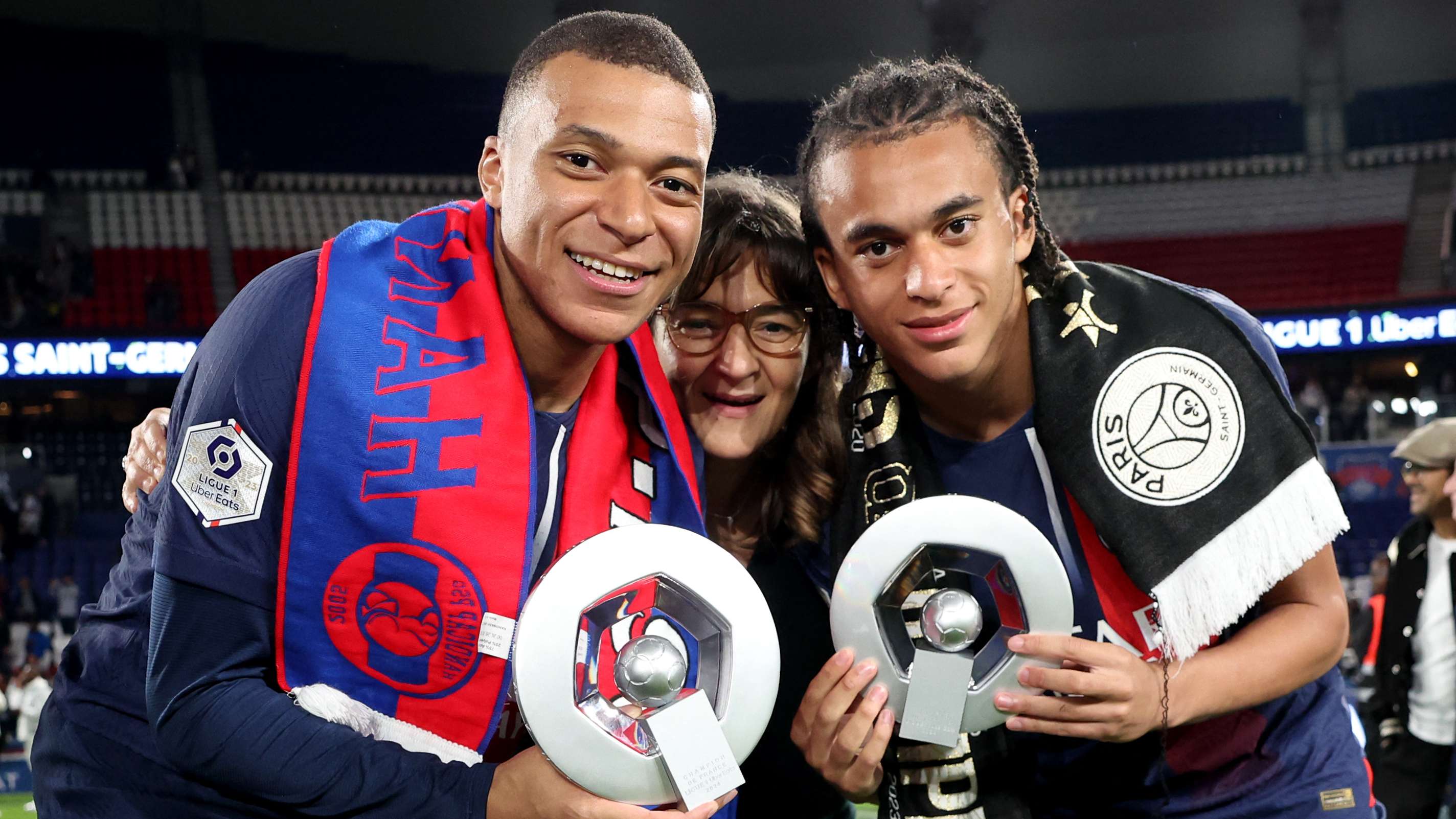 国队的世界 国队的世界